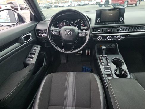 Used 2023 Honda Civic Sport image 9