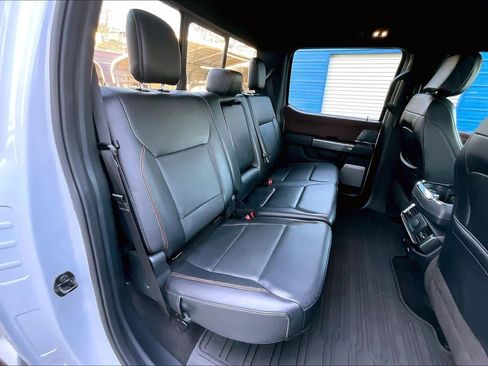 Used 2022 Ford F150 Lariat image 19