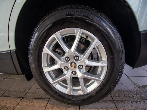 Used 2022 Chevrolet Equinox LT image 25