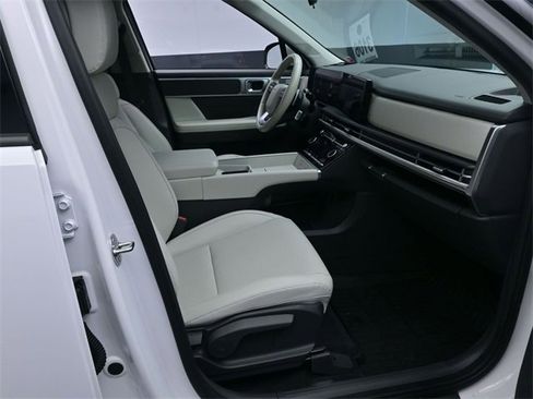 Used 2024 Hyundai Santa Fe SEL image 29