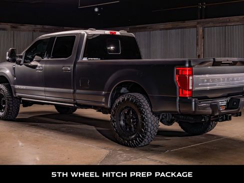 Used 2020 Ford F350 Platinum AWD/4WD image 7