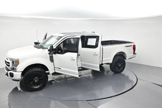 Certified 2022 Ford F250 Lariat w/ Tremor Off-Road Package AWD/4WD image 62