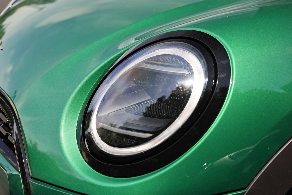 New 2026 MINI Cooper 2-Door Hardtop FWD image 12