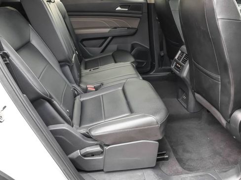 Used 2022 Volkswagen Atlas SE image 31