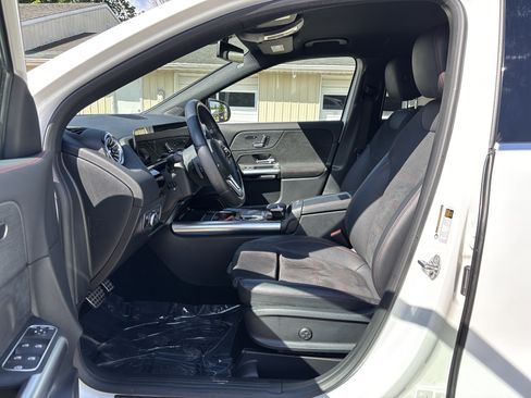 Used 2023 Mercedes-Benz GLA 250 4MATIC image 14