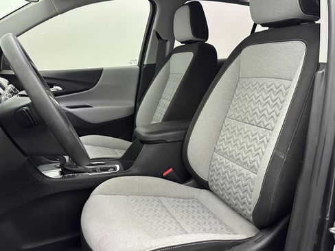 Used 2022 Chevrolet Equinox LS image 13