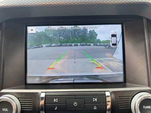Used 2017 Ford Mustang GT Premium w/ Equipment Group 401A RWD image 19