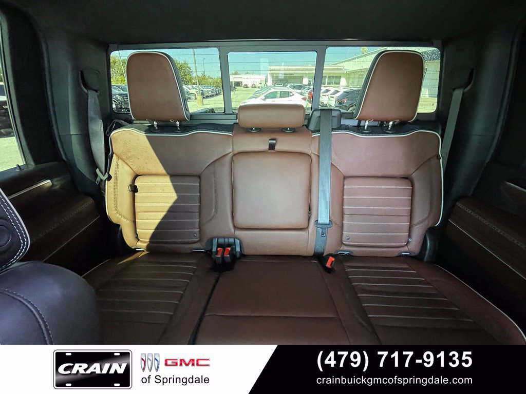 Used 2026 GMC Sierra 2500 Denali Ultimate w/ LPO, Black Badging Package AWD/4WD image 28