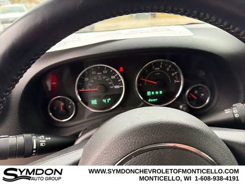 Used 2017 Jeep Wrangler Unlimited Sahara w/ Dual Top Group image 11