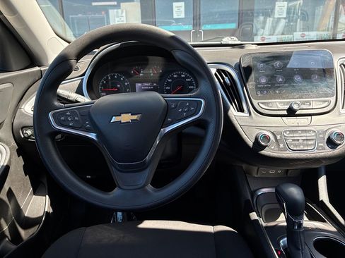Used 2024 Chevrolet Malibu LT FWD image 14