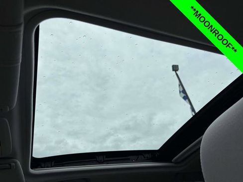 Used 2016 Subaru Forester 2.5i Premium w/ All-Weather Package image 8