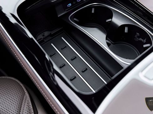 Used 2024 Mercedes-Benz Maybach S 680 4MATIC image 83