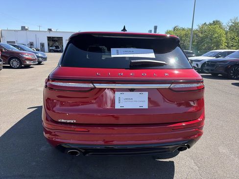 Certified 2023 Lincoln Corsair Grand Touring w/ Equipment Group 301A AWD/4WD image 4