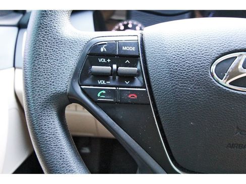 Used 2017 Hyundai Sonata SE FWD image 15