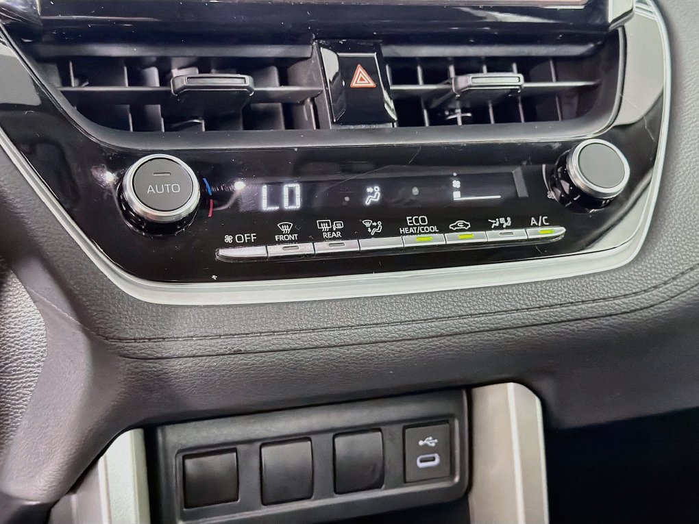 Used 2023 Toyota Corolla Cross LE FWD image 20