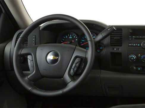 Used 2013 Chevrolet Silverado 1500 LT AWD/4WD image 9