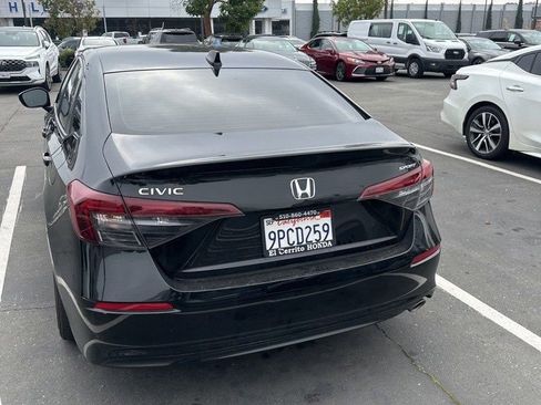 Used 2025 Honda Civic Sport image 3