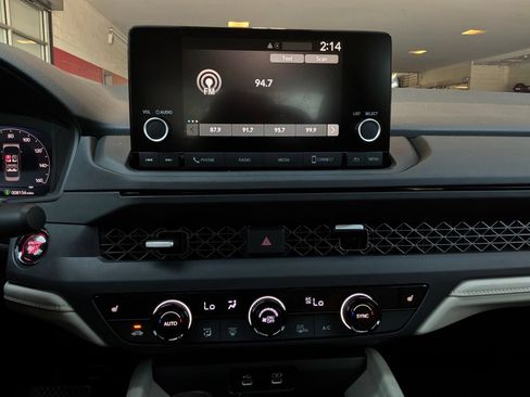 Used 2025 Honda Accord SE image 26