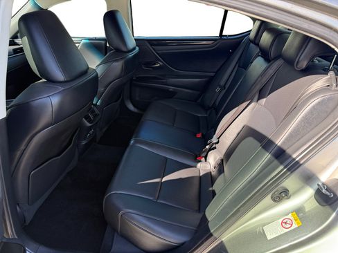 Used 2019 Lexus ES 350 FWD image 16