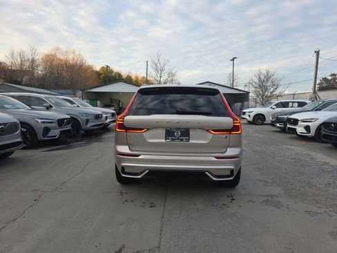 New 2026 Volvo XC60 B5 Ultra w/ Protection Package Premier image 14
