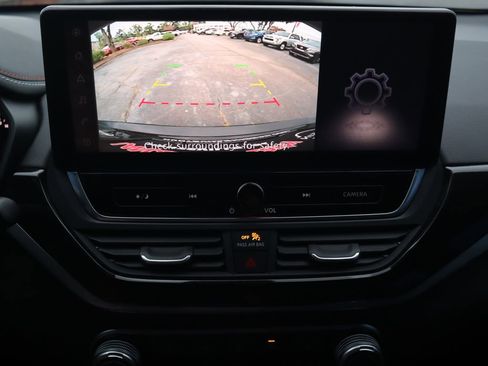 Used 2024 Nissan Altima 2.5 SR w/ SR Premium Package image 16