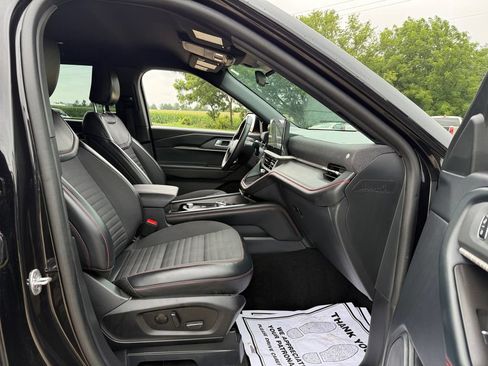 Used 2025 Ford Explorer ST-Line AWD/4WD image 43