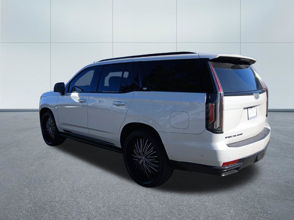Used 2021 Cadillac Escalade Sport w/ Driver Assist Tech Package AWD/4WD image 3