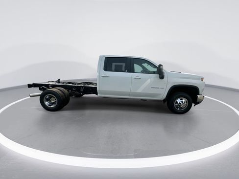 New 2026 Chevrolet Silverado 3500 LT w/ Convenience Package image 9