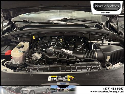 Used 2023 Jeep Grand Cherokee Limited AWD/4WD image 16