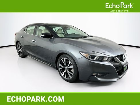 Used 2016 Nissan Maxima Platinum w/ Interior Lighting Package FWD image 1