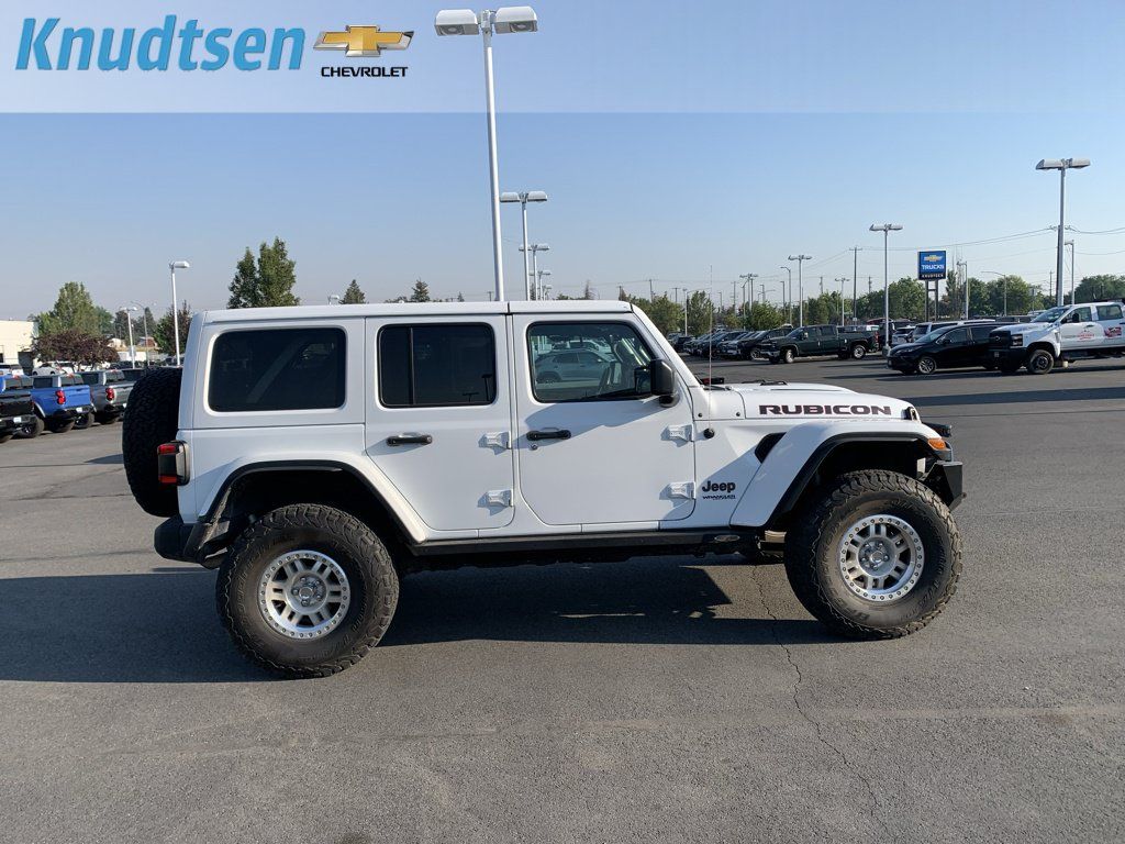 Used 2022 Jeep Wrangler Unlimited Rubicon w/ Xtreme Recon 35" Tire Package AWD/4WD image 8
