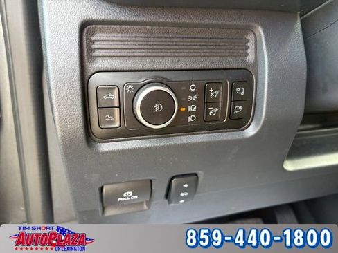 Used 2025 Ford F250 Platinum AWD/4WD image 32