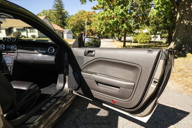Used 2005 Ford Mustang GT Premium RWD image 45