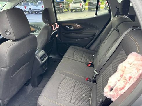 Used 2020 GMC Terrain SLE w/ Driver Convenience Package AWD/4WD image 17