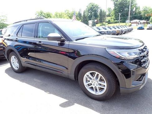 New 2026 Ford Explorer Active AWD/4WD image 8