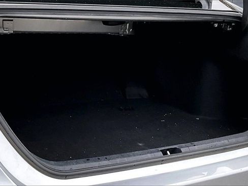 Used 2021 Toyota Camry SE image 28