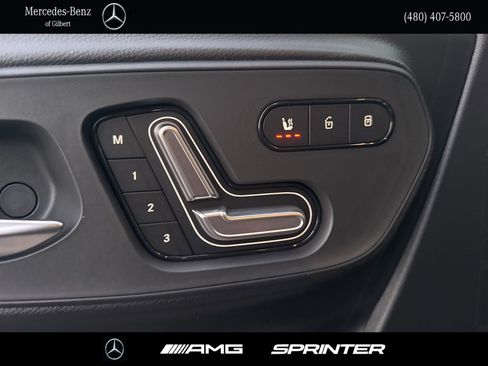 Used 2026 Mercedes-Benz Sprinter 144 Cargo image 34