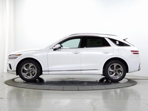 New 2026 Genesis GV70 2.5T Select AWD/4WD image 4