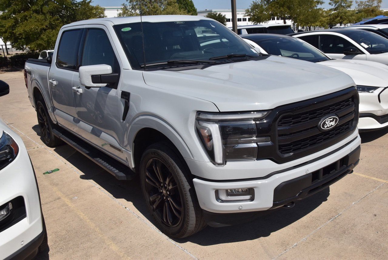 Used 2024 Ford F150 Lariat w/ Equipment Group 502A High AWD/4WD image 4