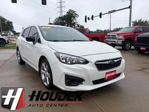 Used 2017 Subaru Impreza 2.0i AWD/4WD image 1