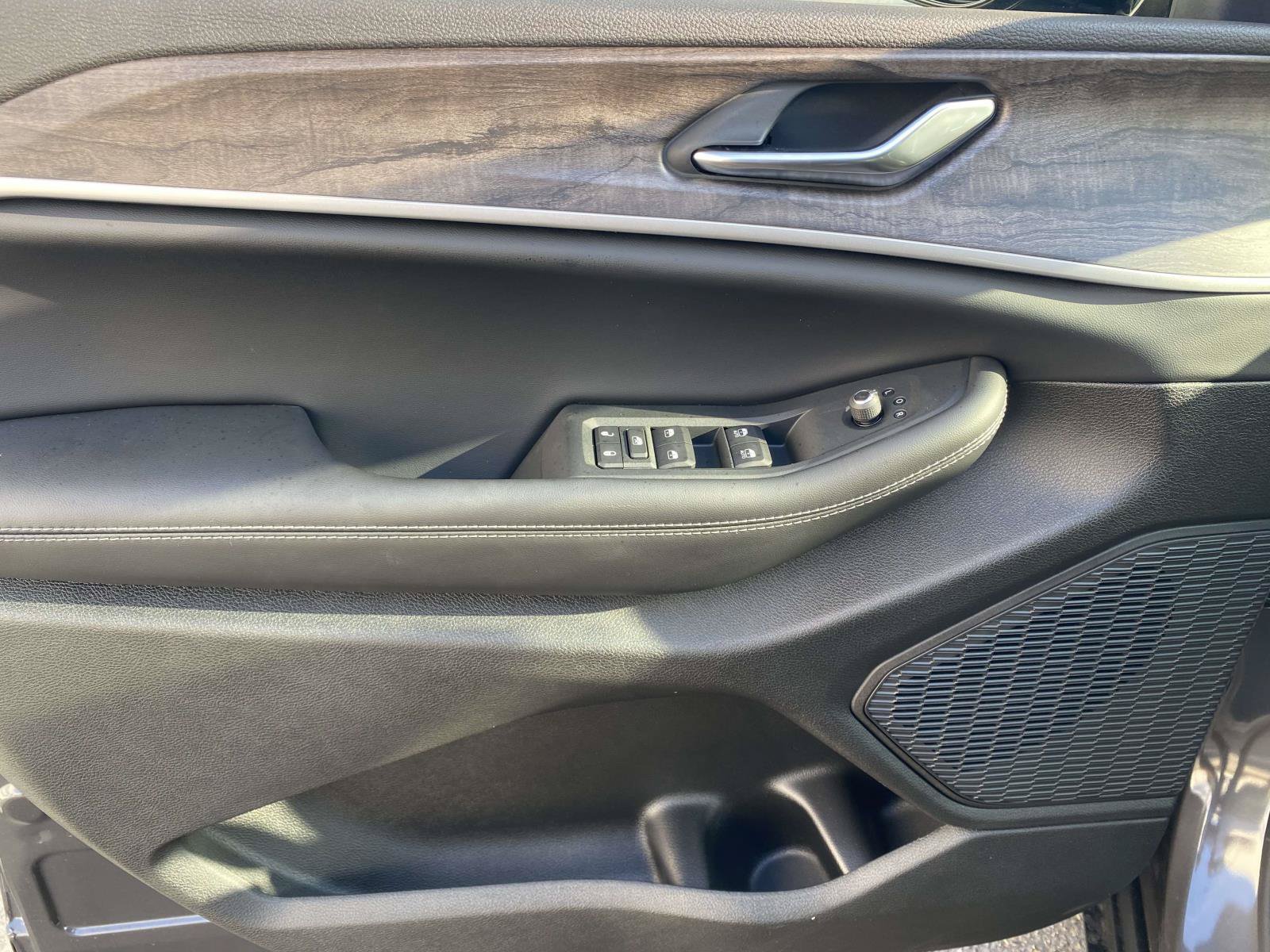 New 2026 Jeep Grand Cherokee Altitude AWD/4WD image 17