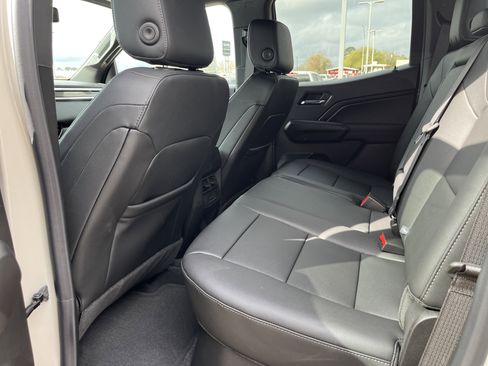 New 2026 GMC Canyon Elevation w/ Convenience Package image 10