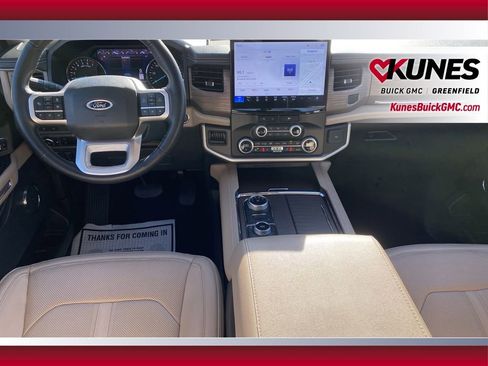Used 2024 Ford Expedition Limited image 32