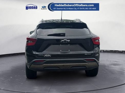 Used 2024 Chevrolet Trax ACTIV w/ Driver Confidence Package FWD image 4