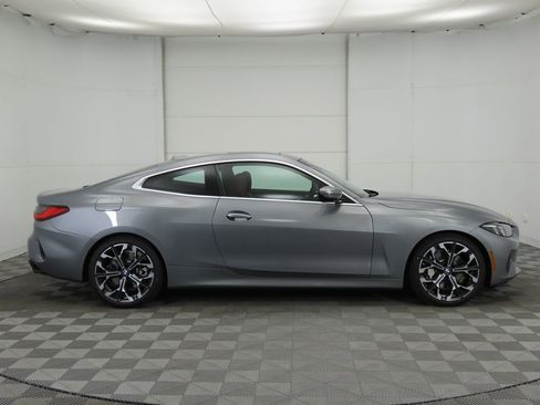Certified 2025 BMW 430i Coupe w/ Premium Package image 4