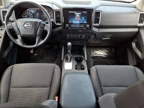 Used 2022 Nissan Frontier SV RWD image 27
