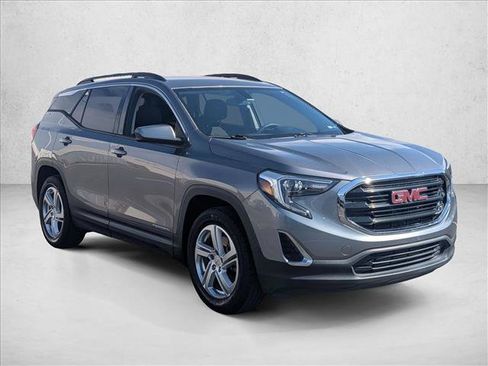 Used 2019 GMC Terrain SLE w/ Driver Convenience Package FWD image 3