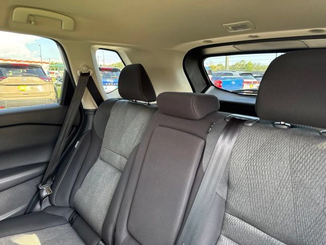 Used 2025 Nissan Rogue SV AWD/4WD image 21