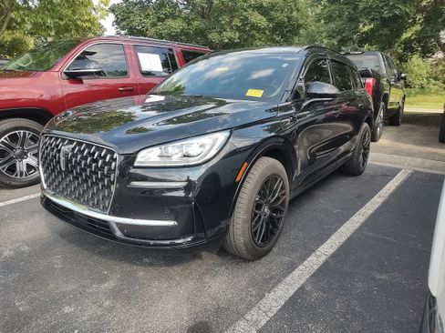 Used 2025 Lincoln Corsair Grand Touring w/ Equipment Group 302A AWD/4WD image 1