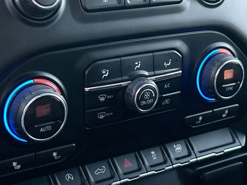 Used 2019 Chevrolet Silverado 1500 LT w/ All-Star Edition image 20